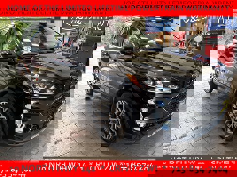 Used 2022 Ford Escape SEL image 1