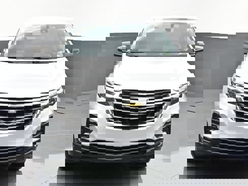 Certified 2022 Chevrolet Equinox LS w/ LS Convenience Package image 2
