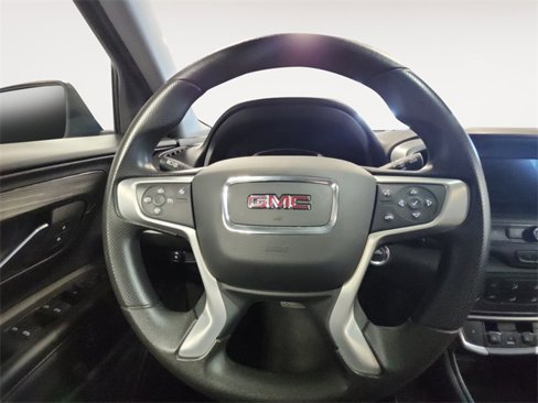 Used 2024 GMC Terrain SLE image 12