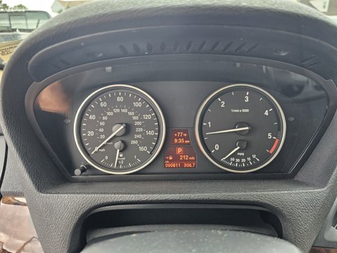 Used 2011 BMW X5 xDrive35d image 19
