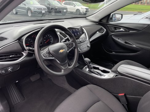 Used 2024 Chevrolet Malibu LT image 9