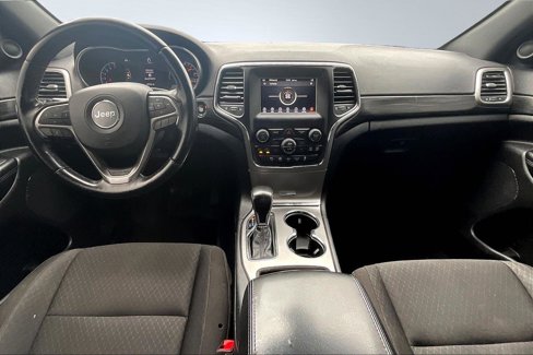 Used 2020 Jeep Grand Cherokee Laredo image 18