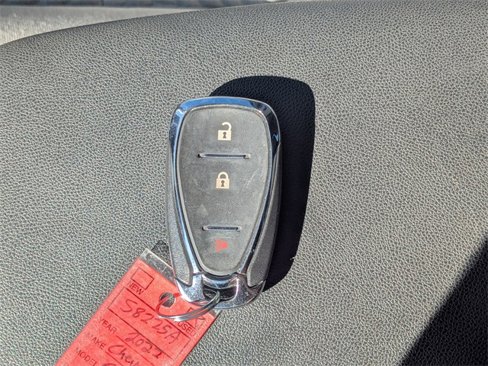 Used 2022 Chevrolet Equinox LS w/ Driver Confidence II Package image 32