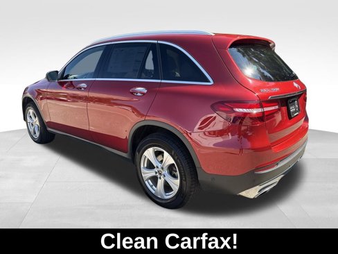 Used 2018 Mercedes-Benz GLC 300 4MATIC image 3