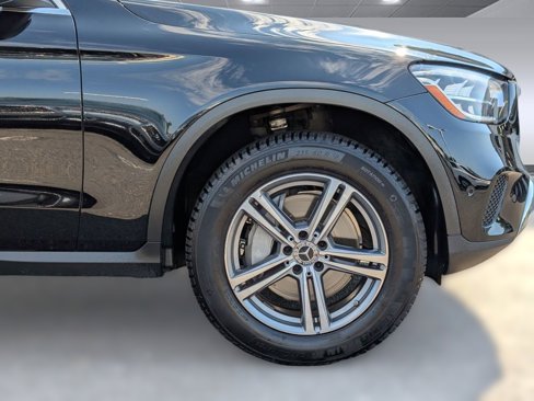 Used 2021 Mercedes-Benz GLC 300 image 12