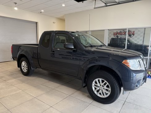 Used 2018 Nissan Frontier SV w/ Value Truck Package image 3