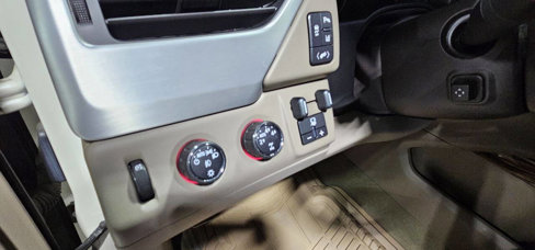 Used 2015 GMC Yukon SLT w/ Open Road Package image 16