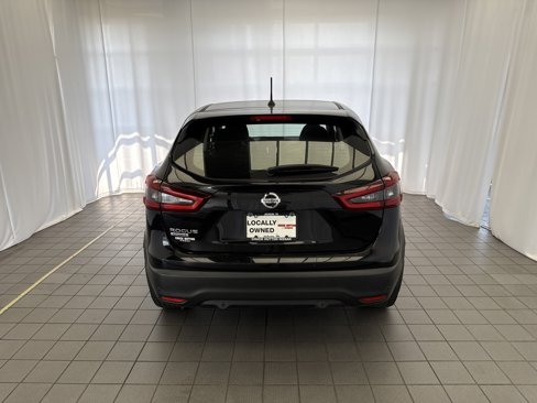 Used 2021 Nissan Rogue Sport S image 5