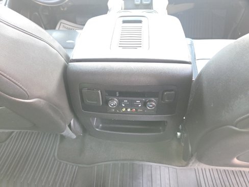 Used 2016 GMC Yukon XL SLT w/ Open Road Package image 33