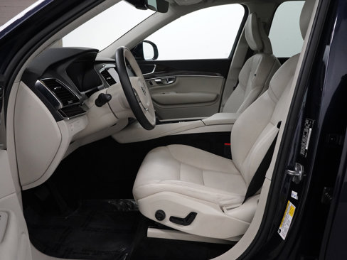 Used 2016 Volvo XC90 T6 Momentum w/ Momentum Plus Package image 18