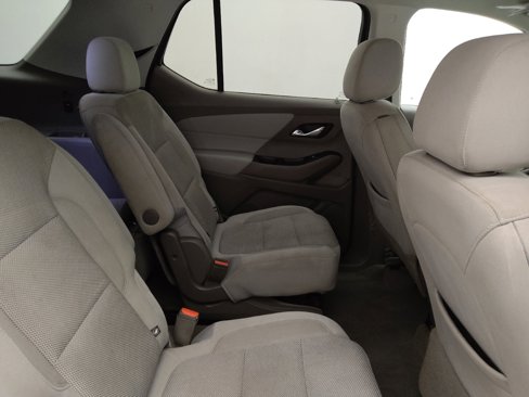 Used 2019 Chevrolet Traverse LT image 19