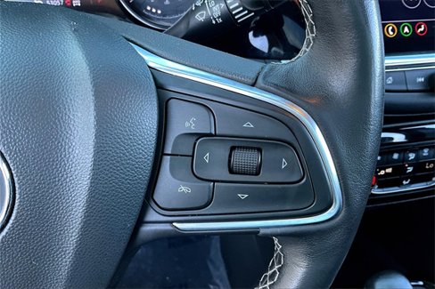 Used 2020 Buick Encore GX Essence w/ Experience Buick Package image 22