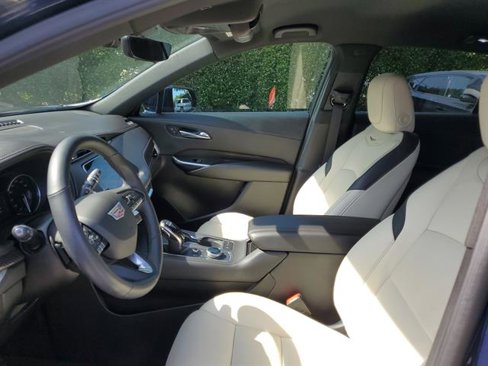Certified 2022 Cadillac XT4 Sport w/ Comfort Package image 42