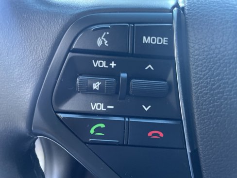 Used 2017 Hyundai Sonata Limited image 16