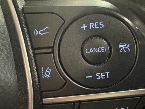 Certified 2023 Toyota Camry XLE image 22