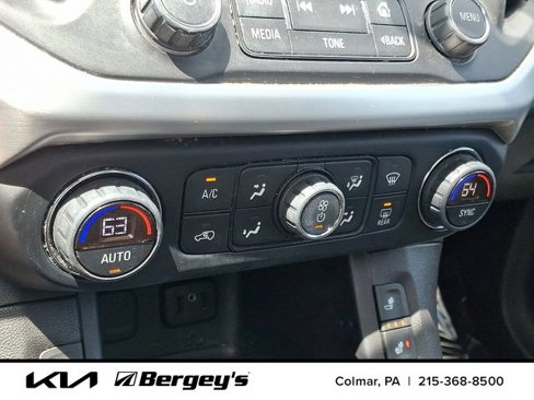 Used 2017 GMC Acadia SLT image 18
