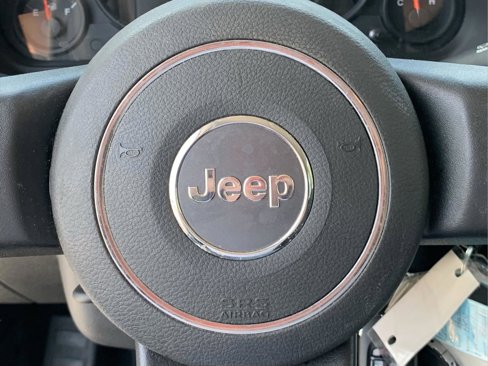 Used 2013 Jeep Patriot Latitude image 39