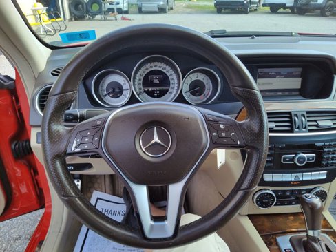 Used 2013 Mercedes-Benz C 250 Sedan image 30