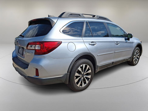 Used 2016 Subaru Outback 2.5i Limited image 11