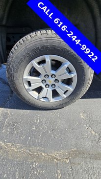 Used 2020 Chevrolet Colorado LT w/ LT Convenience Package image 9