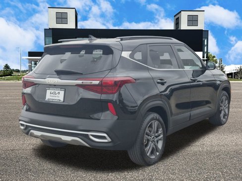 Used 2023 Kia Seltos S image 6