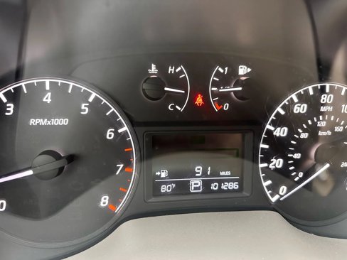 Used 2014 Nissan Sentra S image 10