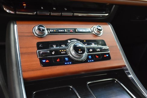 Used 2020 Lincoln Aviator Reserve w/ Elements Package Plus image 24