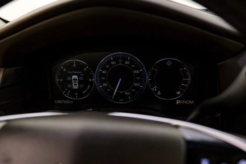 Used 2015 Cadillac Escalade Premium image 11