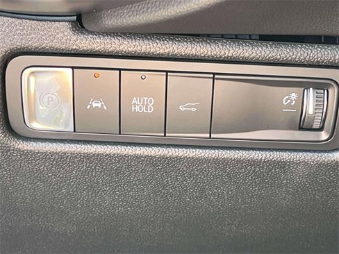 Used 2024 Chevrolet Equinox EV RS image 31