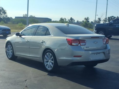 Used 2015 Chevrolet Malibu LT w/ Leather Package image 3