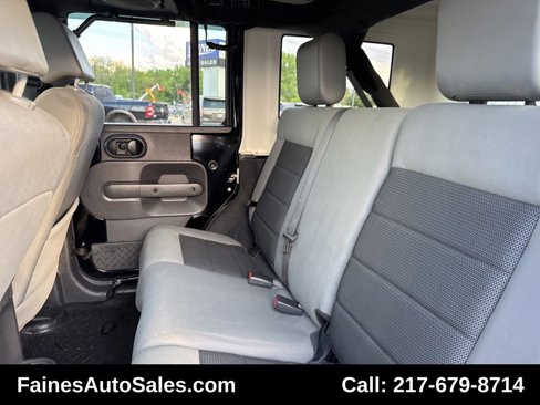 Used 2010 Jeep Wrangler Unlimited Sport image 41