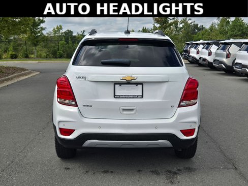 Used 2020 Chevrolet Trax LT w/ Driver Confidence Package image 6