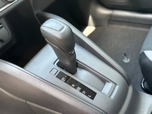 Used 2025 Nissan Versa S w/ Trunk Package image 31