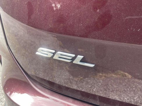 Used 2024 Ford Edge SEL image 5