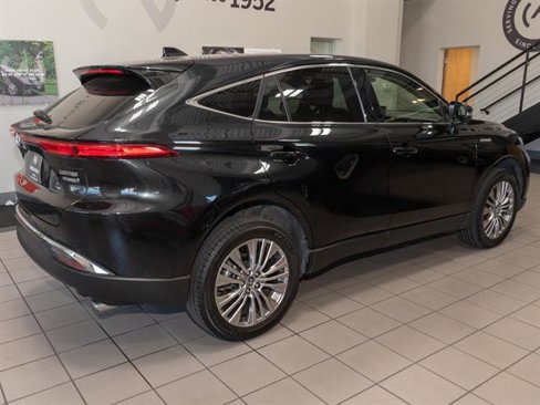 Used 2021 Toyota Venza Limited image 20