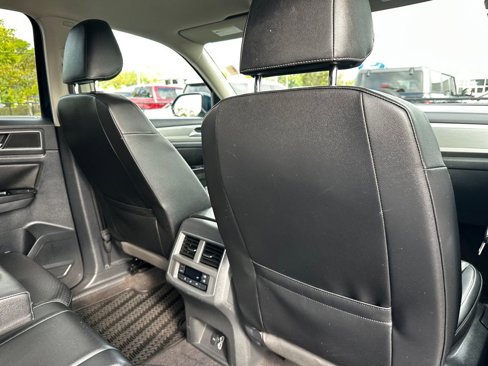 Used 2018 Volkswagen Atlas SE image 55