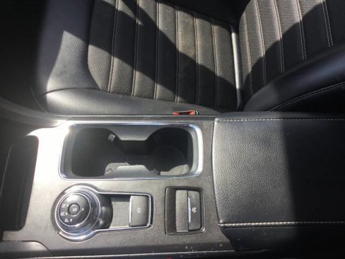 Used 2018 Ford Fusion SE w/ Equipment Group 201A image 18