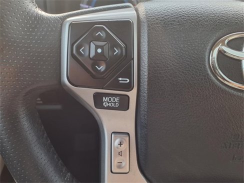 Used 2018 Toyota 4Runner Limited image 15