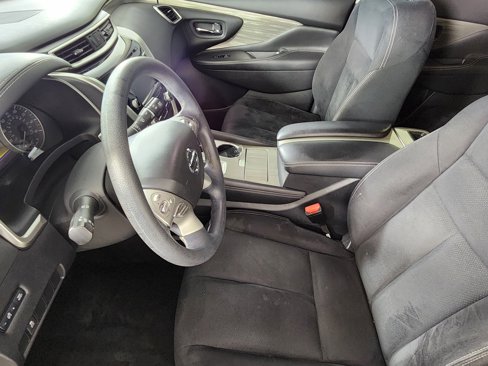 Used 2017 Nissan Murano S image 9