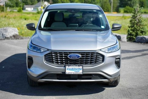 Used 2023 Ford Escape Active image 2