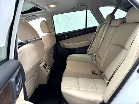 Used 2018 Subaru Outback 2.5i Limited image 28