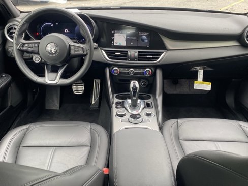Used 2024 Alfa Romeo Giulia Ti image 46