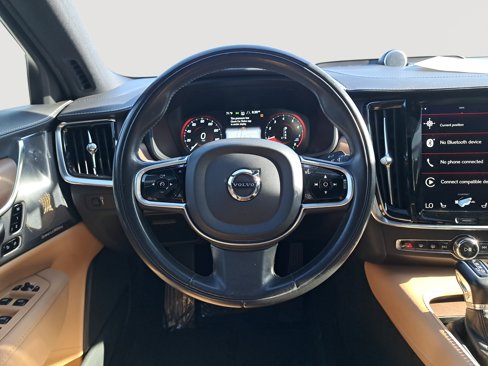Used 2017 Volvo S90 T6 Inscription w/ Vision Package image 22
