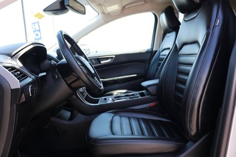Used 2023 Ford Edge SEL image 10