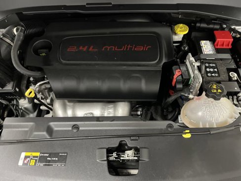 Used 2022 Jeep Compass Altitude image 35