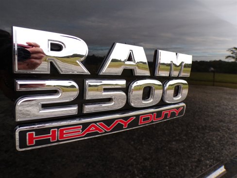 Used 2018 RAM 2500 Laramie w/ Off Road Package image 17