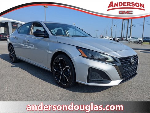 Used 2024 Nissan Altima 2.5 SR image 1