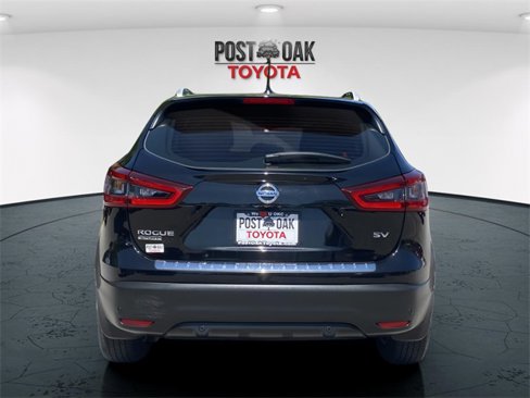 Used 2021 Nissan Rogue Sport SV image 6