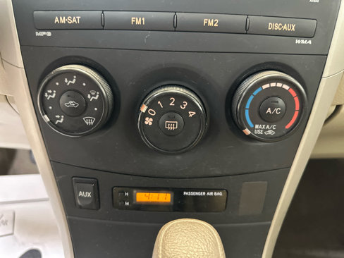 Used 2010 Toyota Corolla LE image 29