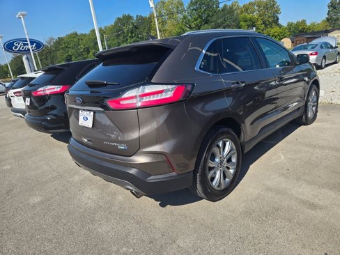 Used 2019 Ford Edge Titanium image 4
